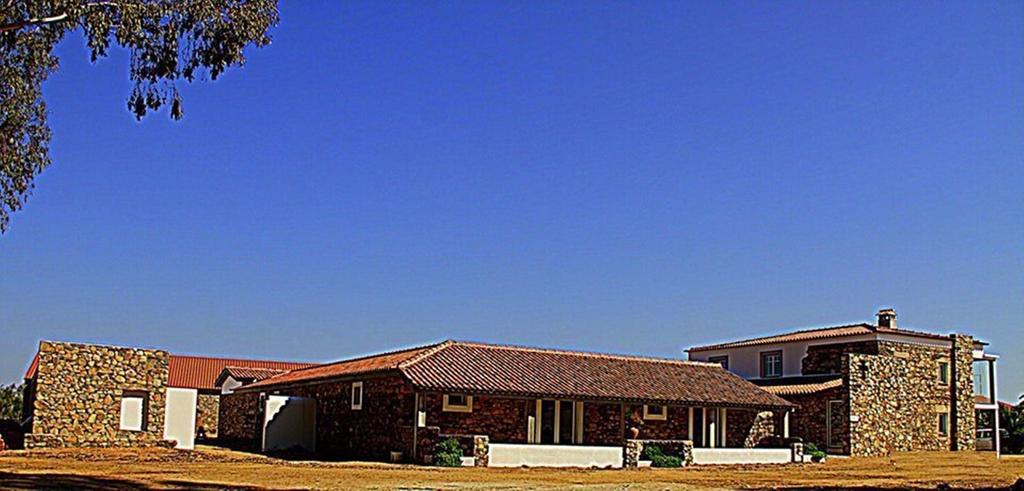 Вилла Couto Dos Pardinhos Monforte da Beira Экстерьер фото