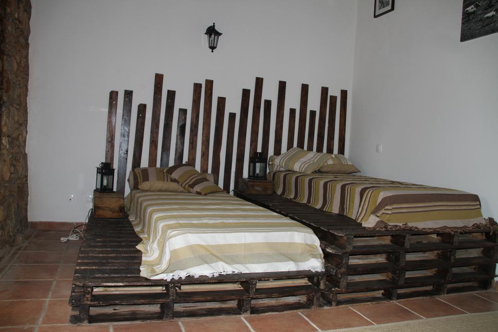 Вилла Couto Dos Pardinhos Monforte da Beira Экстерьер фото